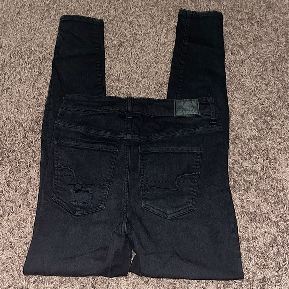 american eagle black distressed super hi-rise jeggings - Picture 2 of 2